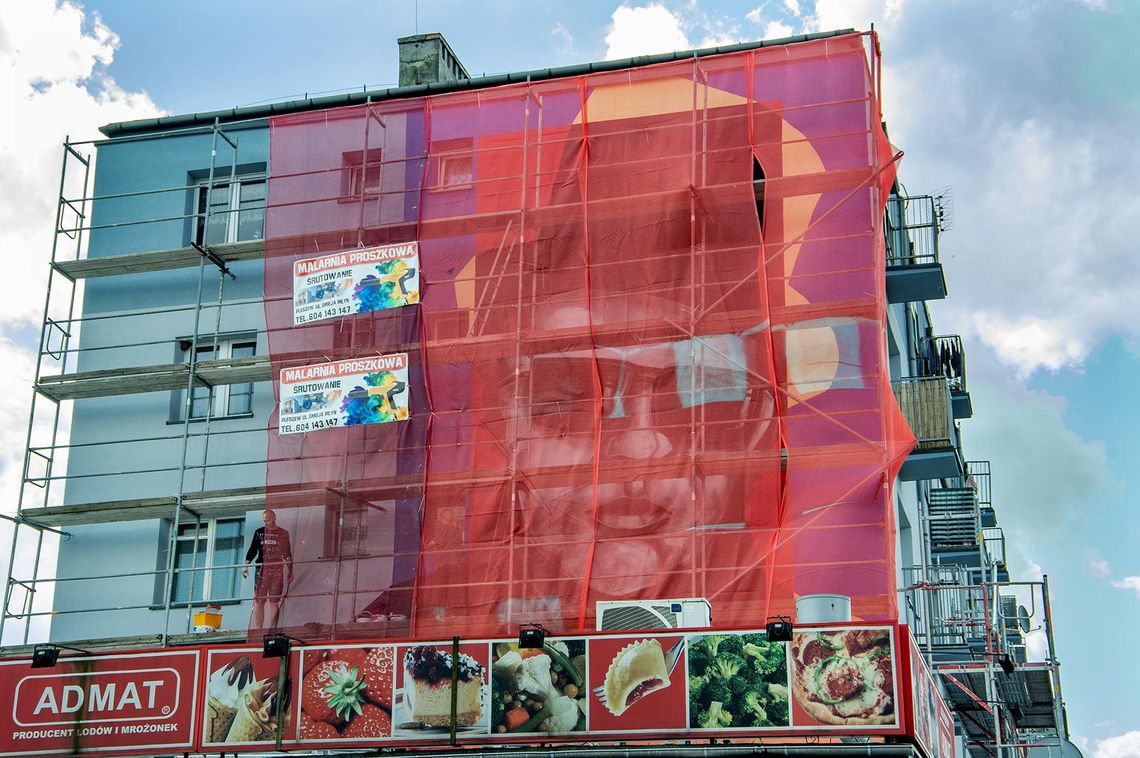 Dla artysty od artysty. W Pleszewie powstaje mural poświęcony awangardowemu malarzowi pochodzącemu z tego miasta ZDJĘCIA