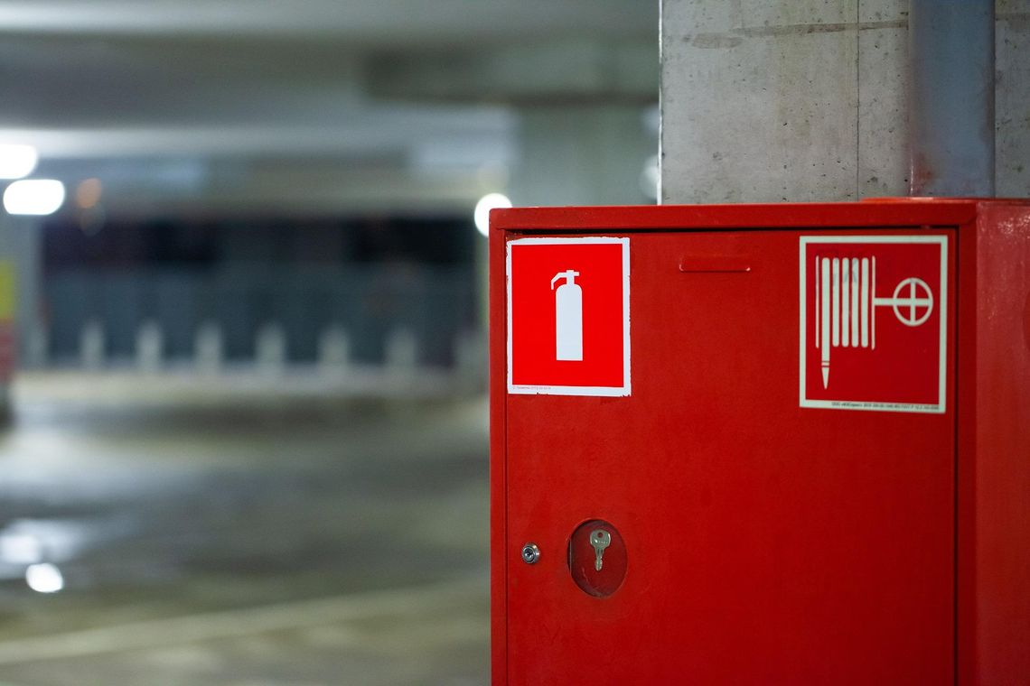 Dlaczego znaki ochrony przeciwpożarowej są konieczne?