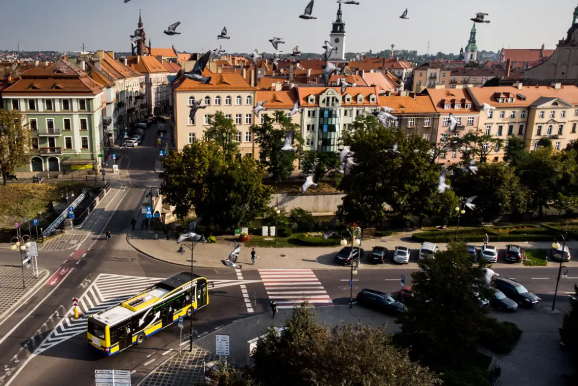 Długi weekend w Kaliszu. Zmieniony rozkład jazdy KLA na majówkę 𝐋𝐈𝐒𝐓𝐀