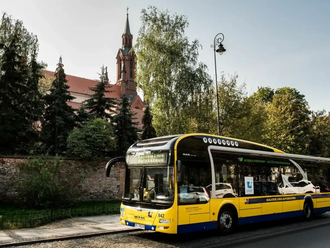 Dodatkowe linie, brak opłat. 𝐑𝐨𝐳𝐤ł𝐚𝐝 𝐣𝐚𝐳𝐝𝐲 𝐊𝐋𝐀 na Wszystkich Świętych Dodatkowe linie, brak opłat. 𝐑𝐨𝐳𝐤ł𝐚𝐝 𝐣𝐚𝐳𝐝𝐲 𝐊𝐋𝐀 na Wszystkich Świętych