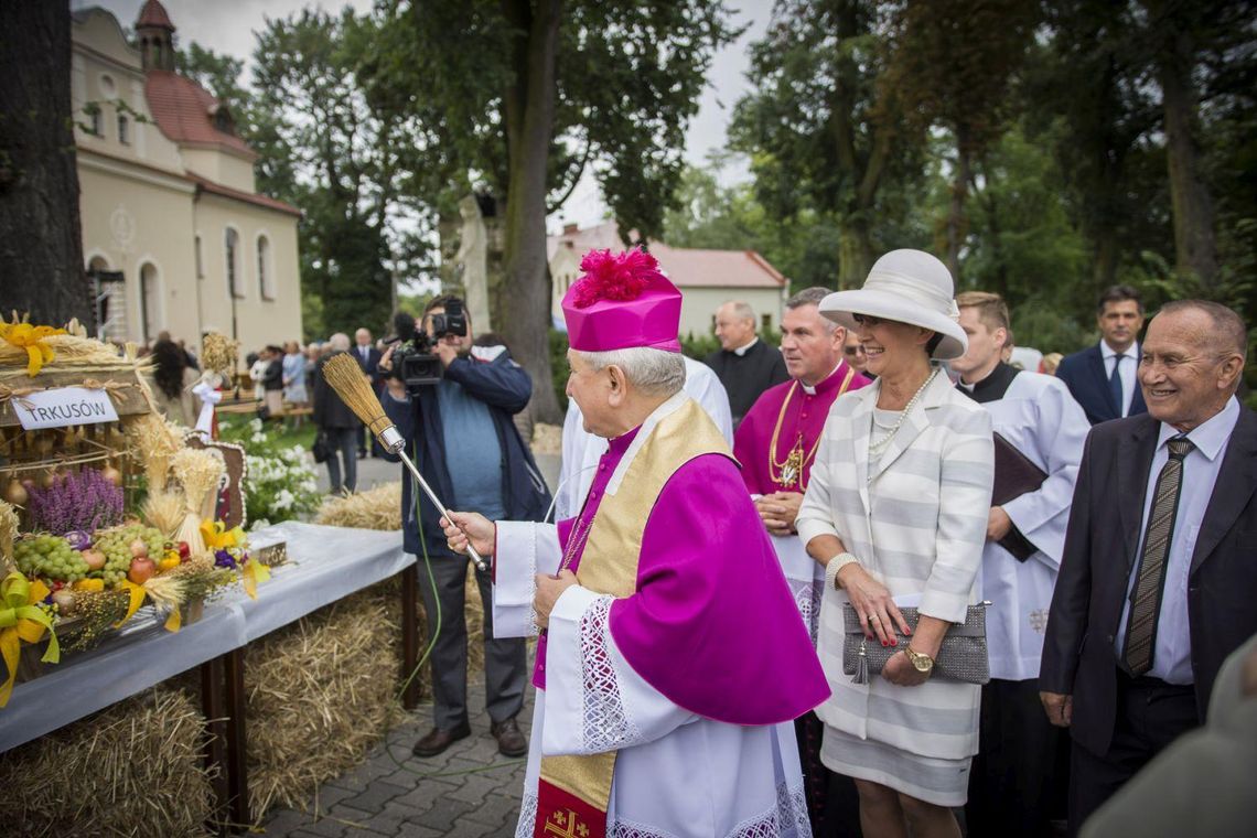 Dożynki Diecezjalno-Gminne w Skalmierzycach ZDJĘCIA