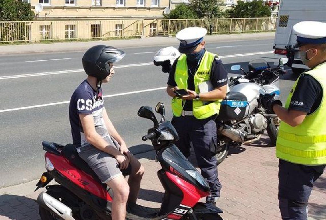 Droga to nie tor wyścigowy. Policyjny apel do motocyklistów WIDEO