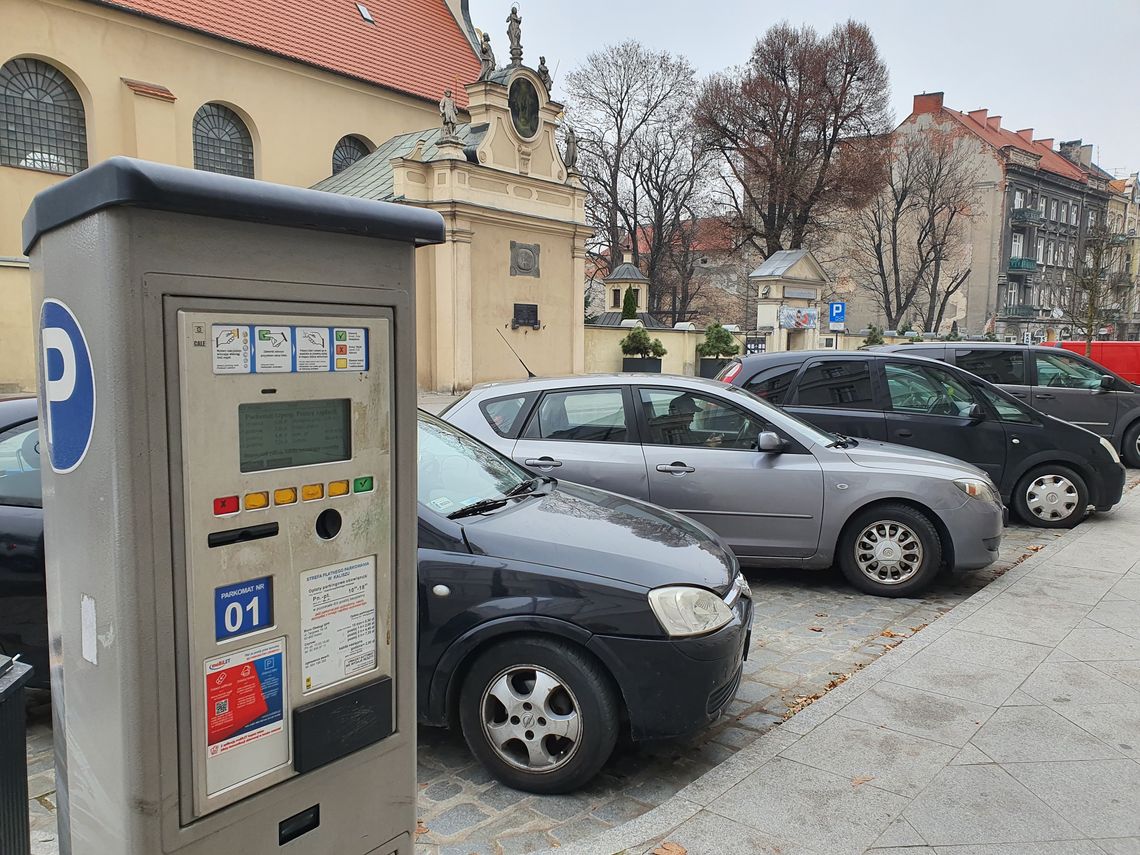 Drożej i po nowemu. Radni przegłosowali zmiany w Strefie Płatnego Parkowania