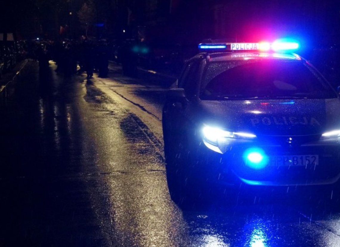 Duża akcja policji w powiecie. Młody mężczyzna w ten sposób chciał uniknąć kary