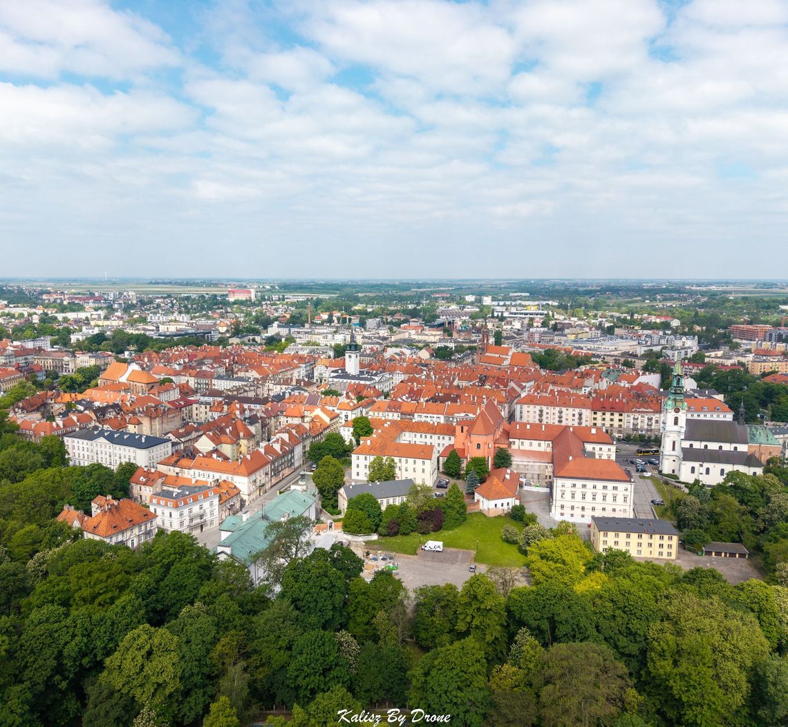 Duża firma szuka rąk do pracy 𝐆𝐈𝐄Ł𝐃𝐀 𝐏𝐑𝐀𝐂𝐘 𝐊𝐀𝐋𝐈𝐒𝐙 Duża firma szuka rąk do pracy 𝐆𝐈𝐄Ł𝐃𝐀 𝐏𝐑𝐀𝐂𝐘 𝐊𝐀𝐋𝐈𝐒𝐙