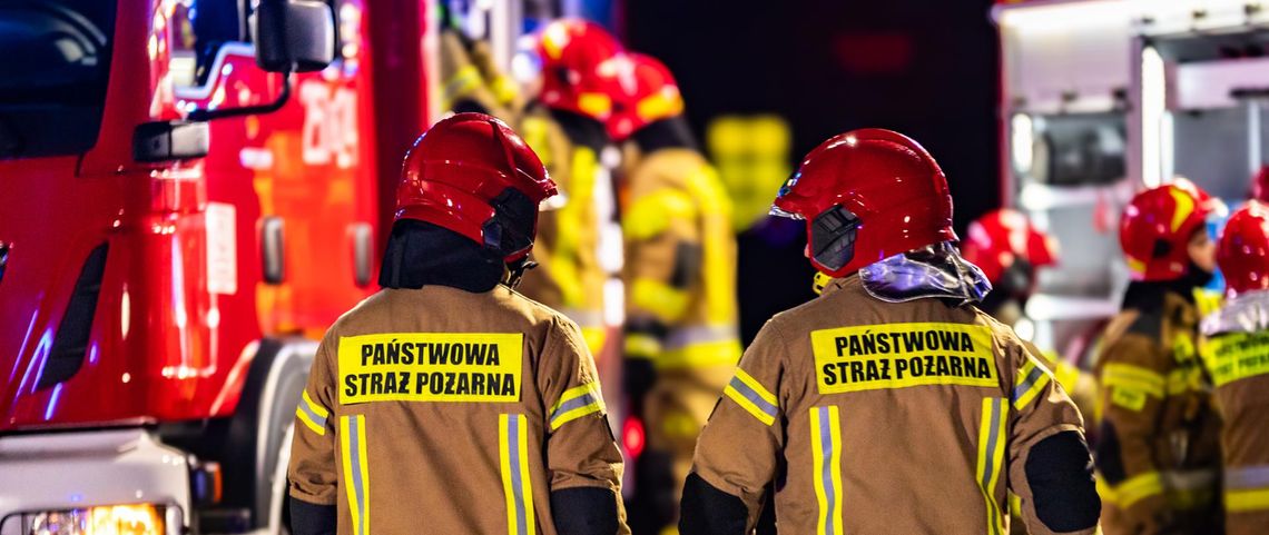 Dwie osoby podtruły się czadem w Kaliszu. Trwa akcja służb Dwie osoby podtruły się czadem w Kaliszu. Trwa akcja służb