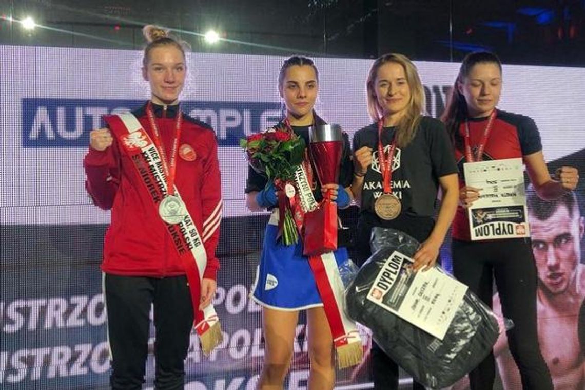 Dwoje reprezentantów Prosny na podium seniorskich MP w boksie