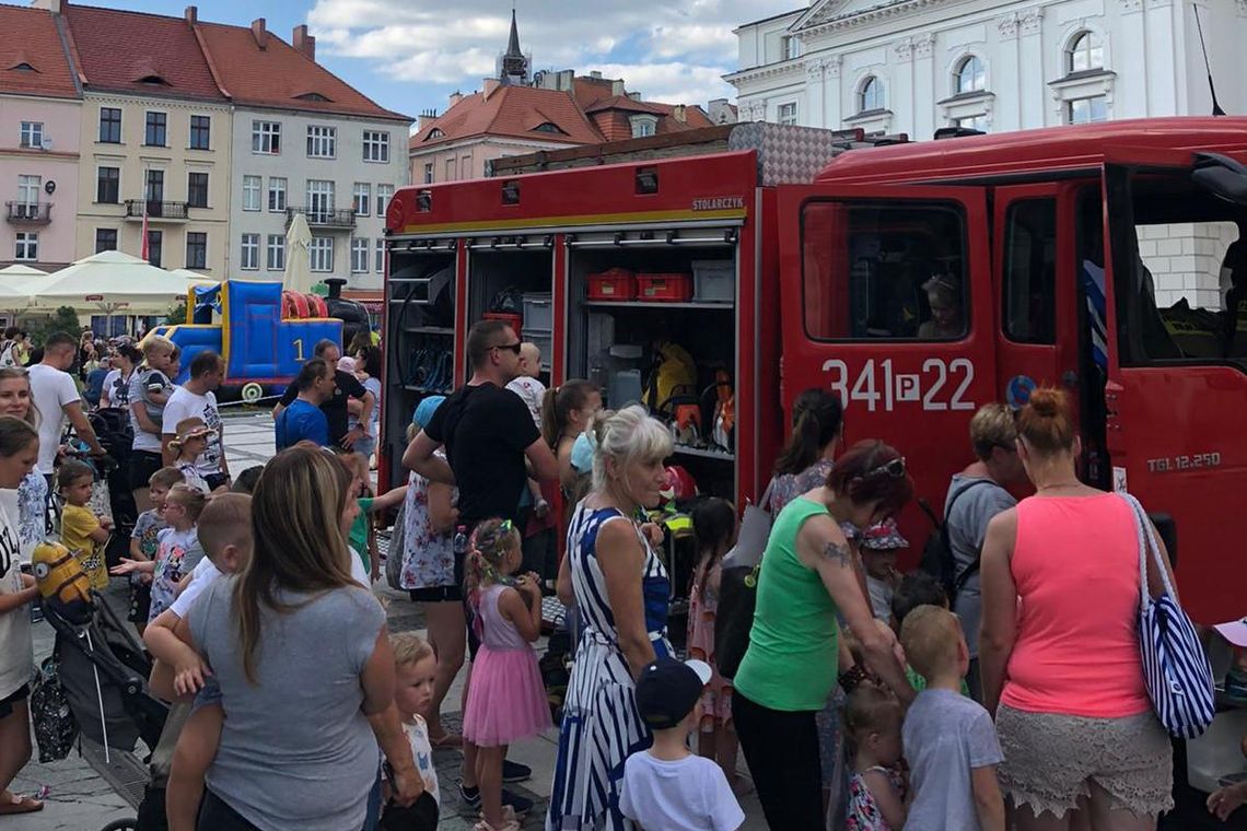 „Dziecięce wtorki i czwartki w mieście” ze strażakami ZDJĘCIA