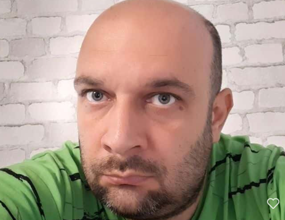 Dziesięć operacji i poważne powikłania. Łukasz traci wzrok 𝒁𝑩𝑰Ó𝑹𝑲𝑨 Dziesięć operacji i poważne powikłania. Łukasz traci wzrok 𝒁𝑩𝑰Ó𝑹𝑲𝑨