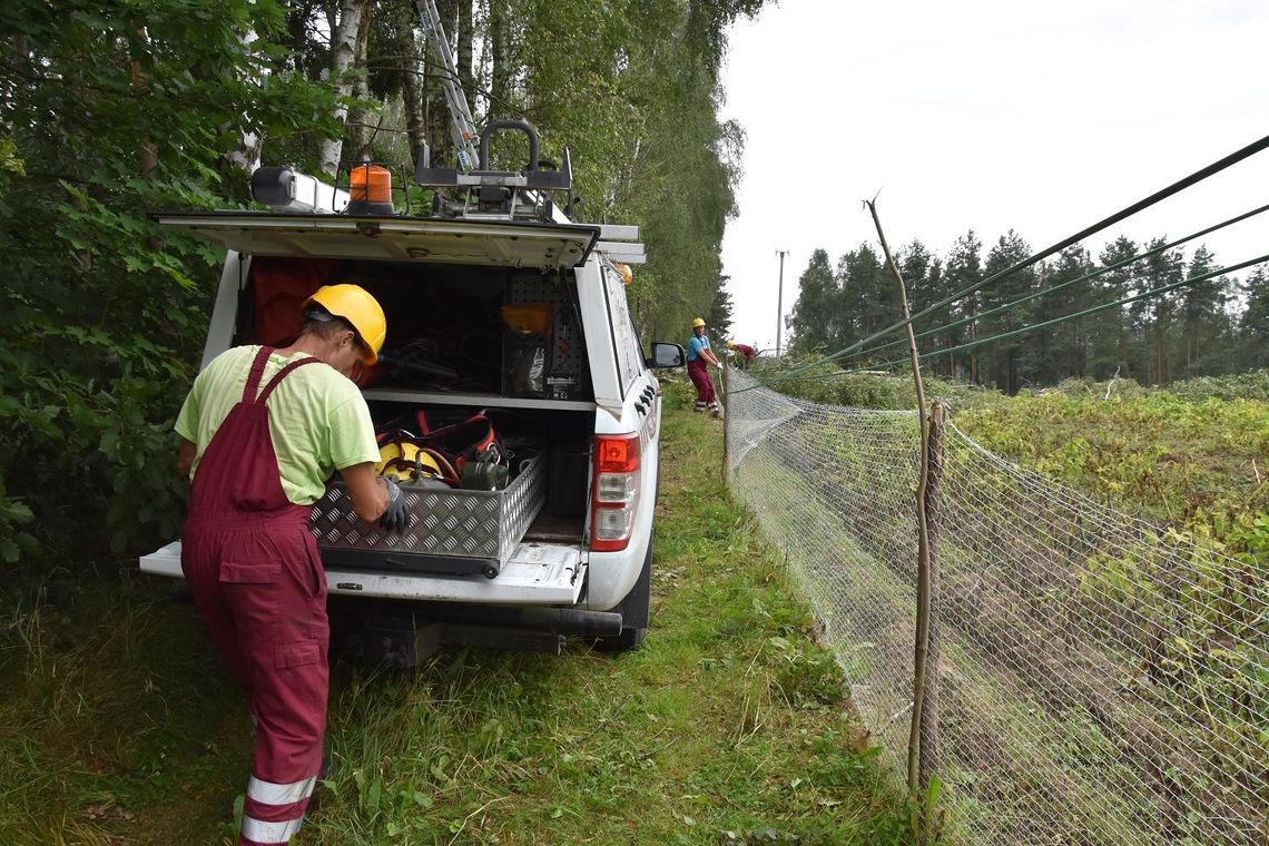 Energetycy walczą z awariami, ale nadal 20 tysięcy odbiorców bez prądu MAPA AWARII