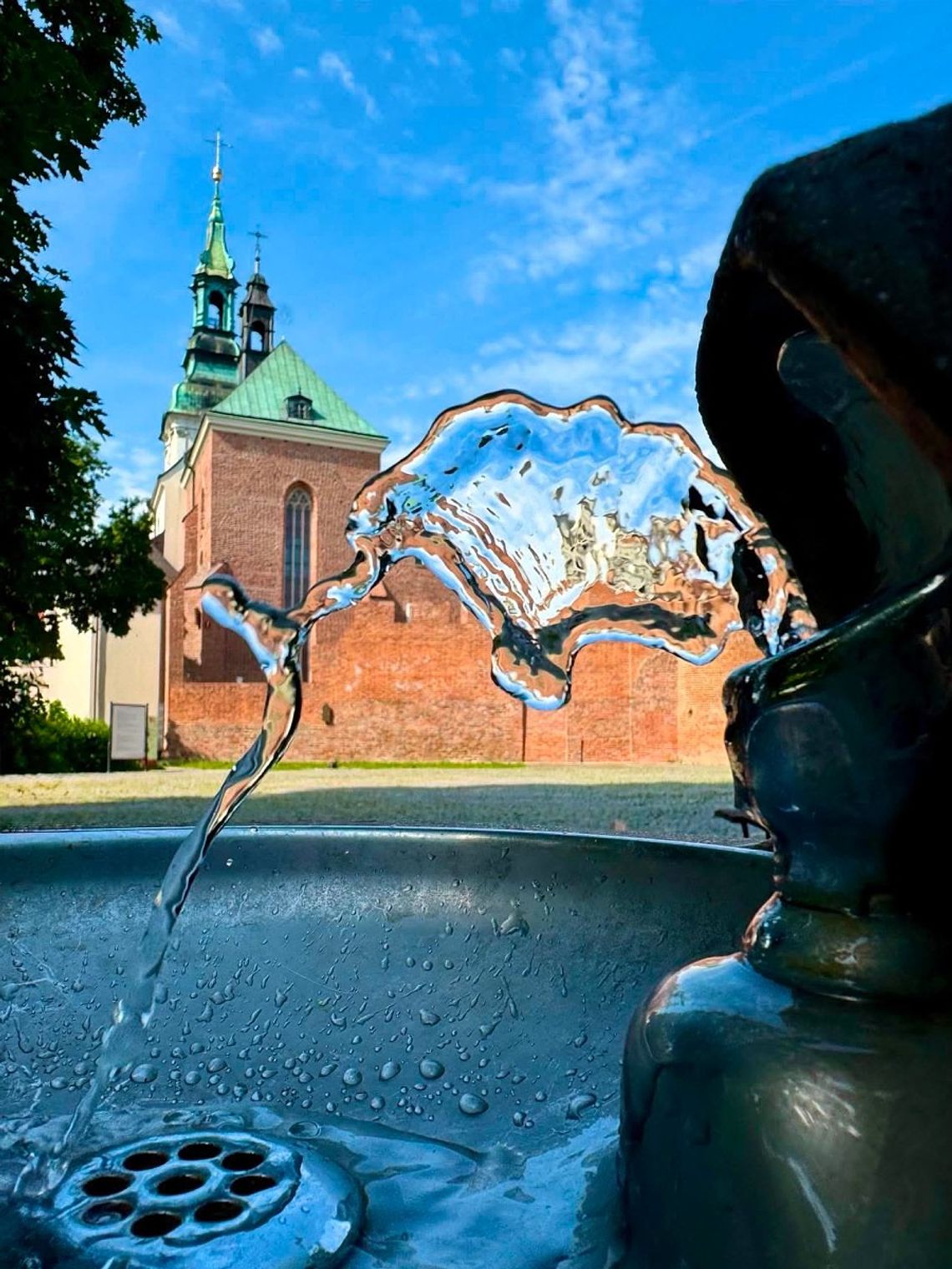Gdzie po ochłodę? Tam napijesz się za darmo