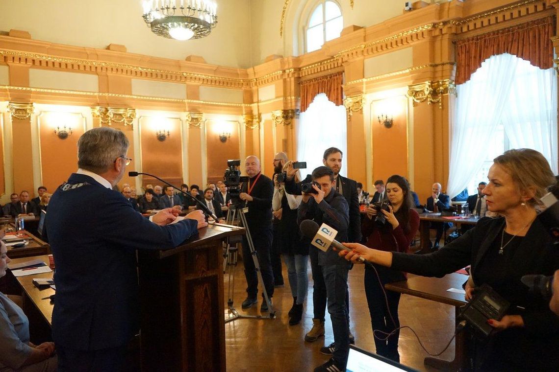 Głos mieszkańców na sesji. Zmiana kosmetyczna czy realny wpływ na życie miasta?