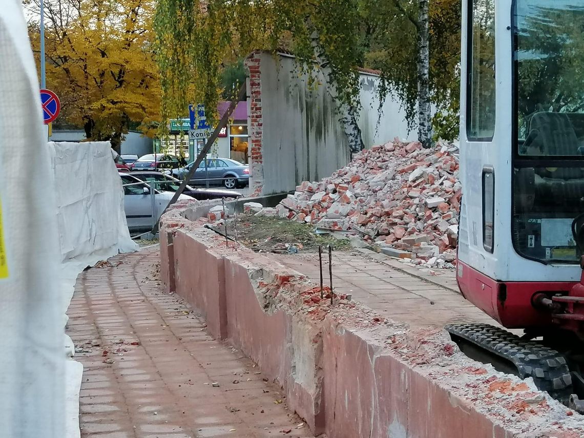 Główna siedziba Akademii Kaliskiej w remoncie. Adaptacja dawnego banku na potrzeby uczelni potrwa dwa lata ZDJĘCIA