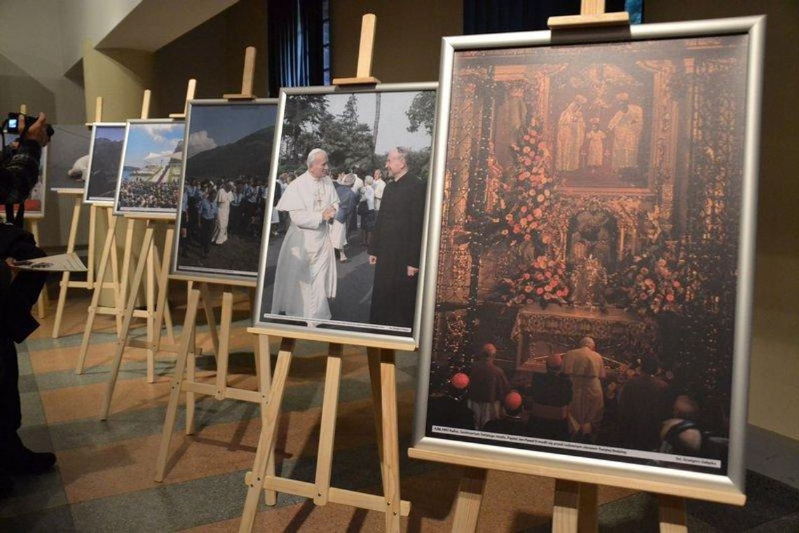 Jan Paweł II w obiektywie Grzegorza Gałązki