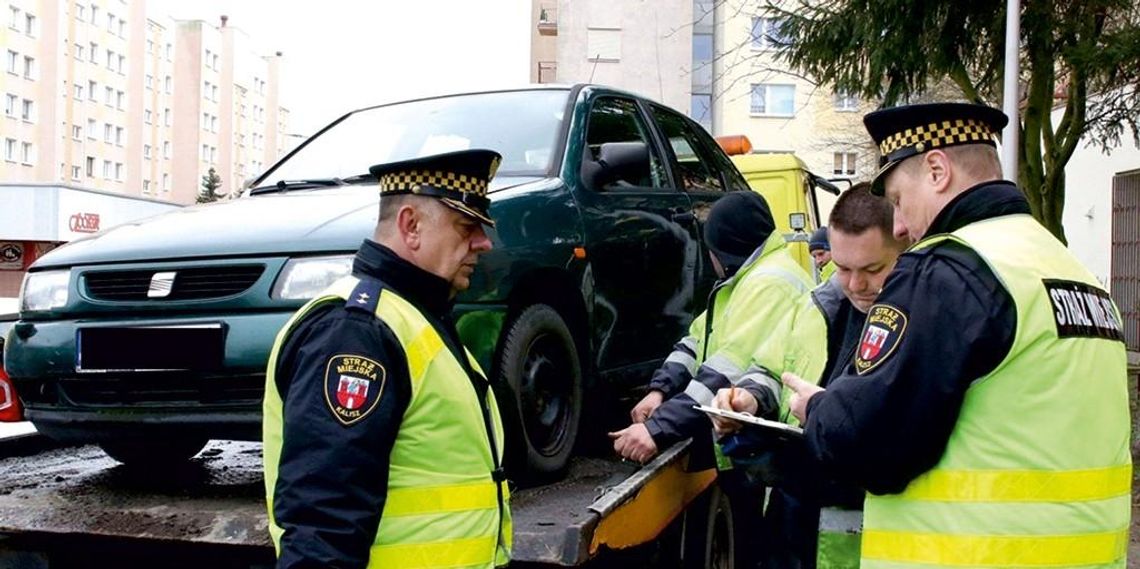 Już ponad 50 wraków zniknęło z kaliskich ulic ZDJĘCIA