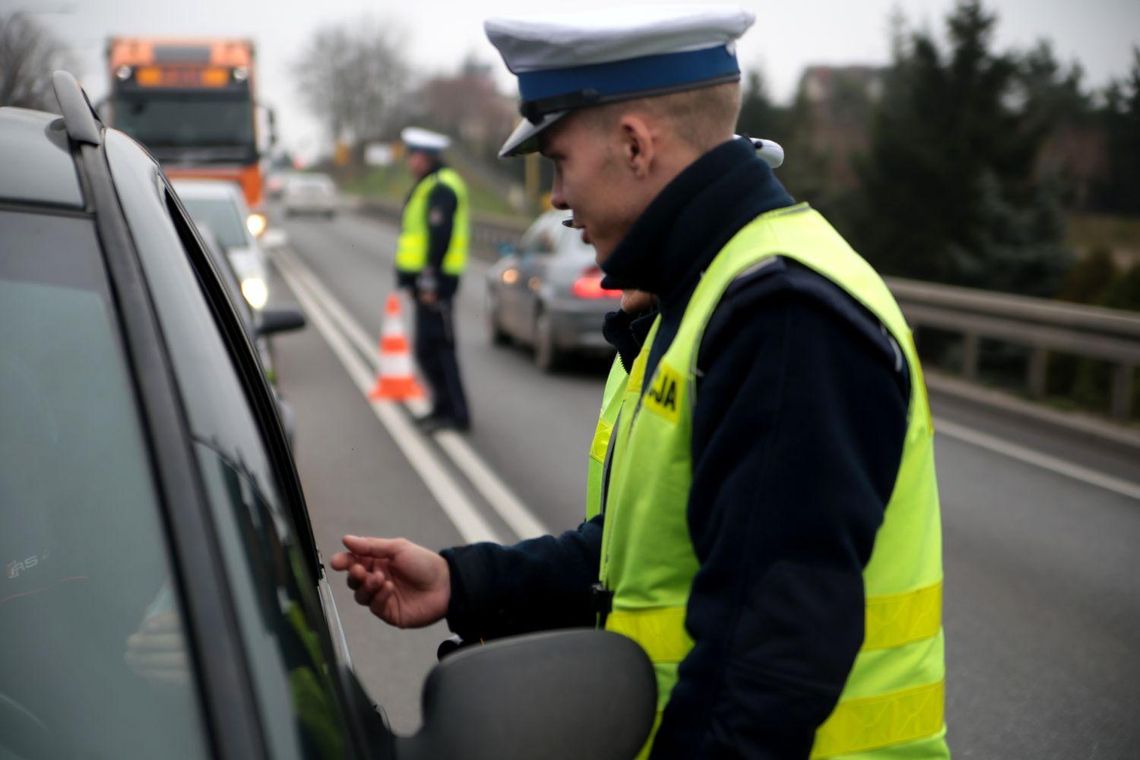 Kaliscy policjanci zatrzymali pijanych kierowców. Rekordzista miał w organizmie ponad 3 promile!