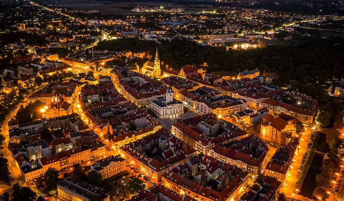 Kalisz ożyje po zmroku. Wiele miejsc otworzy się po godzinach 𝐋𝐈𝐒𝐓𝐀 Kalisz ożyje po zmroku. Wiele miejsc otworzy się po godzinach 𝐋𝐈𝐒𝐓𝐀