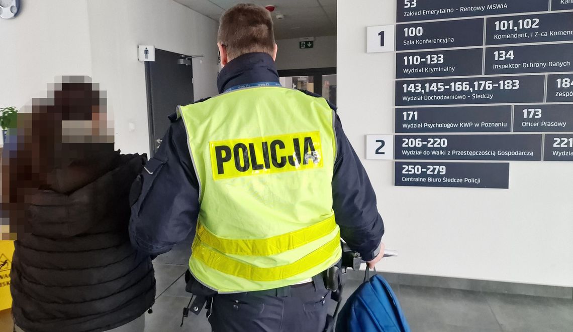 KALISZANKA uciekała przed policją FIATEM DUCATO KALISZANKA uciekała przed policją FIATEM DUCATO
