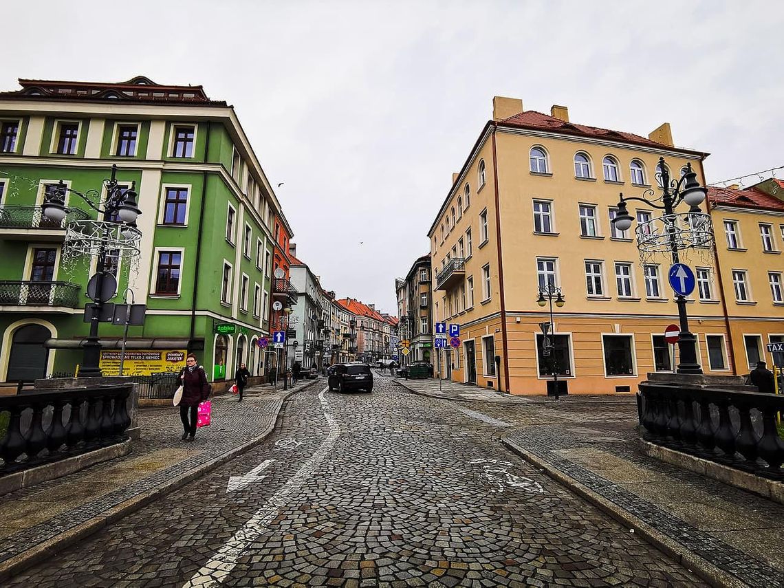 Kamienica przy Moście Kamiennym została odnowiona. MZBM wydał na inwestycję ponad milion złotych ZDJĘCIA