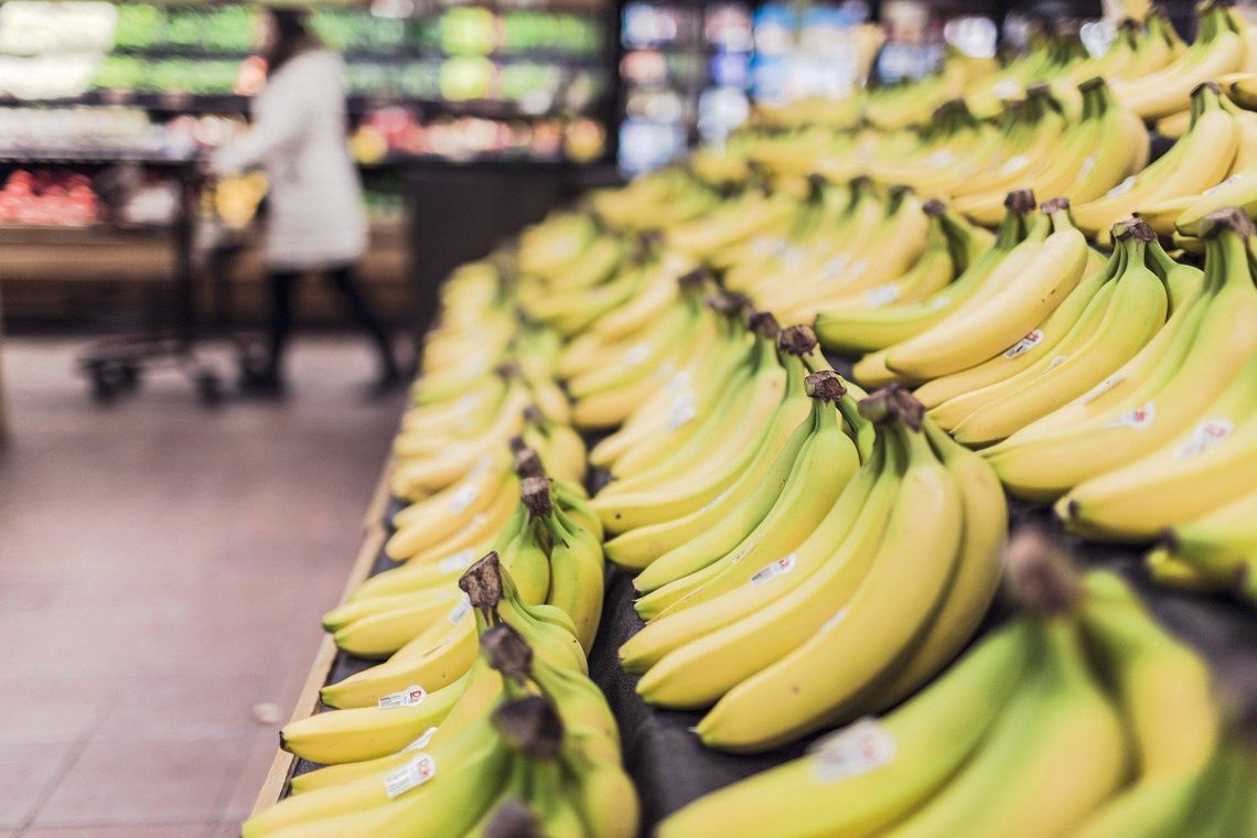 Kokaina o wartości 5 mln zł w skrzynce z bananami w supermarkecie