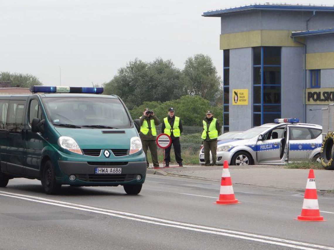 Kolczatki, policja i pogranicznicy na Łódzkiej FOTO