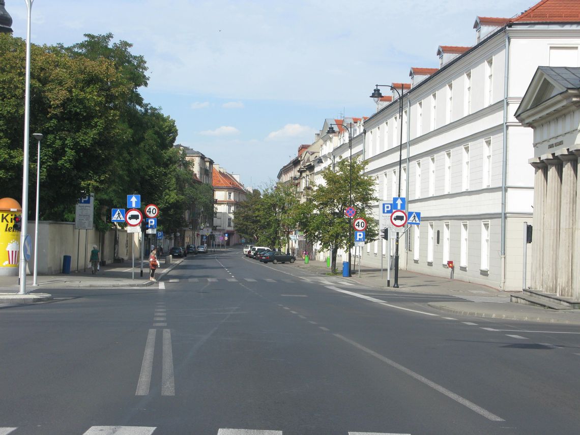 Kolejne problemy ze ścieżką rowerową na Śródmiejskiej. Powstanie dopiero na zimę?