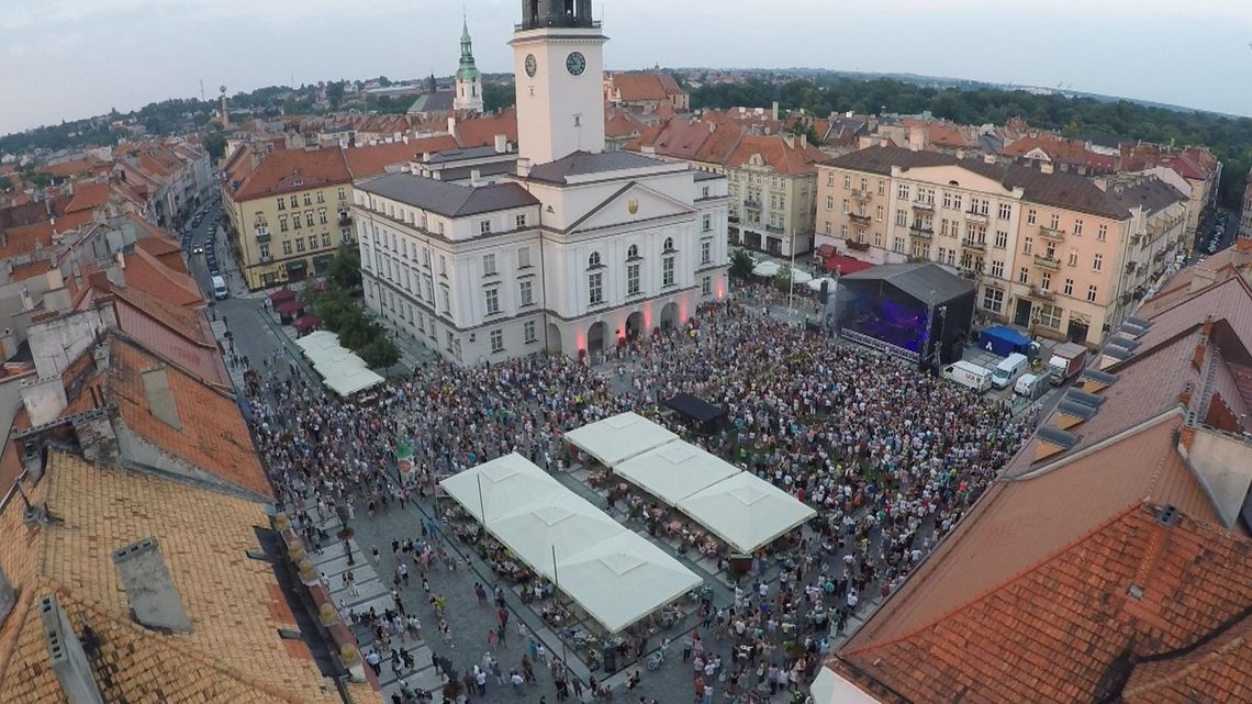 Koncert „Piaska” z lotu ptaka WIDEO