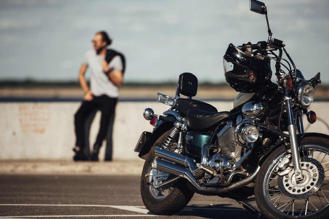 Kupiłeś motocykl? Sprawdź, ile kosztuje ubezpieczenie i co grozi za dzień zwłoki Kupiłeś motocykl? Sprawdź, ile kosztuje ubezpieczenie i co grozi za dzień zwłoki