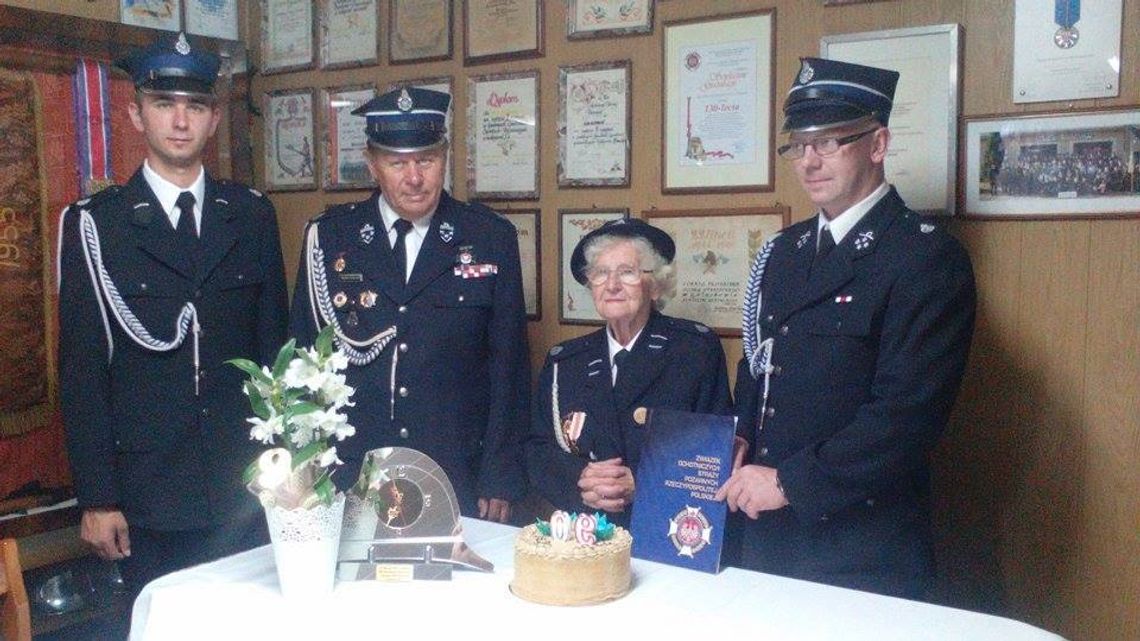 Ma 90 lat i nadal jest druhną w Ochotniczej Straży Pożarnej