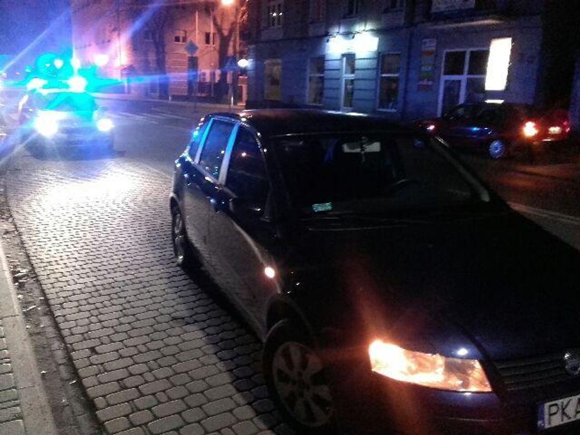 Mężczyzna potrącony przy ul. Częstochowskiej. Reanimowali go policjanci