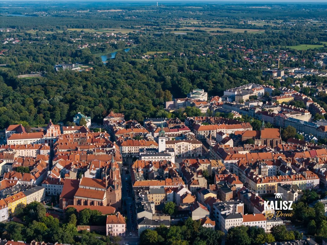 Miasta starych ludzi? Alarmujące dane GUS