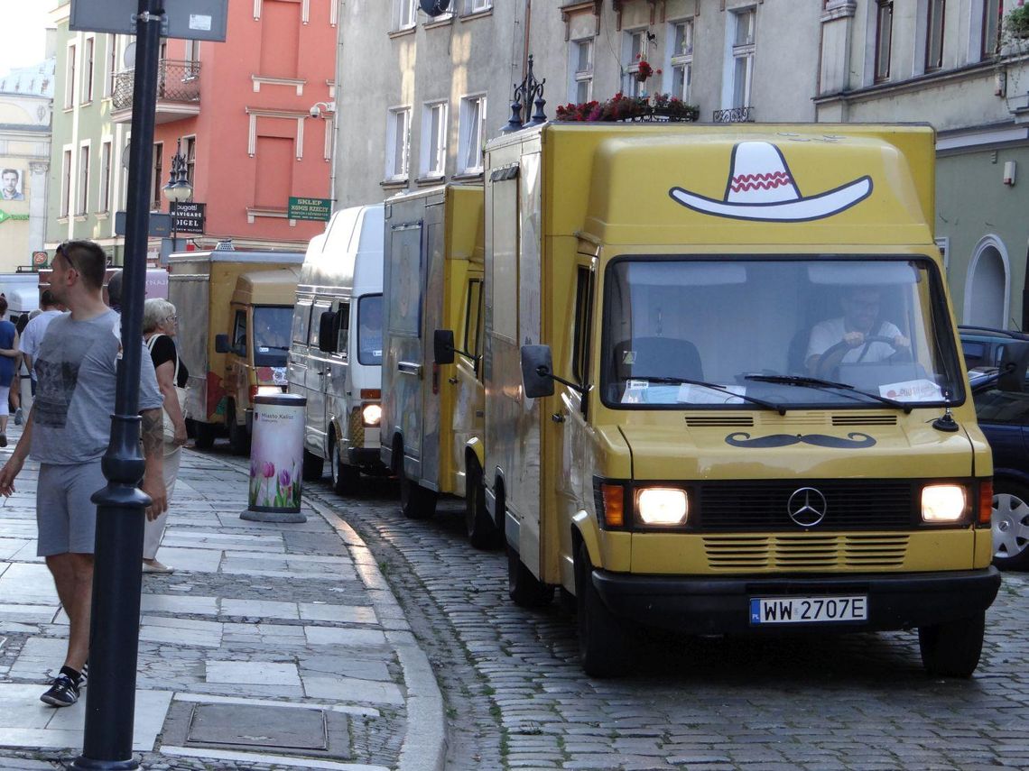 Miasto nie zapłaci wielkich pieniędzy, a food trucki i tak przyjadą. Wcześniej przepłacaliśmy?