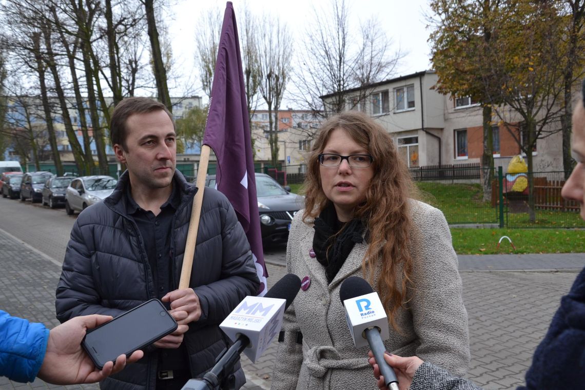 MON chce budować strzelnice za 2 miliardy złotych. Partia Razem proponuje: wydajmy to na żłobki