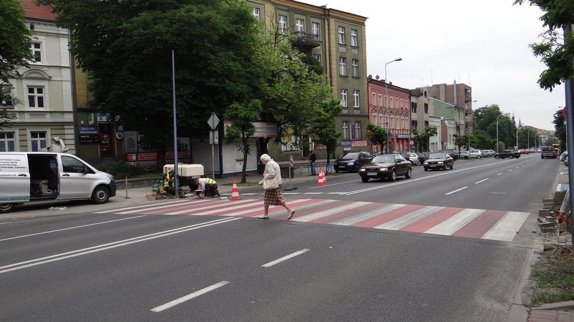 Montują doświetlacze i markery. Będzie bezpieczniej?