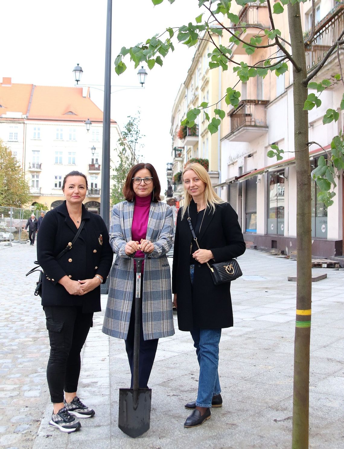 Na Głównym Rynku zawitała pewna...Ewa! Kaliska Rada Kobiet z ciekawą inicjatywą!