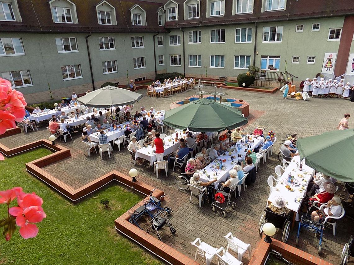 Na ludową nutę. Wielki piknik w Domu Pomocy Społecznej ZDJĘCIA