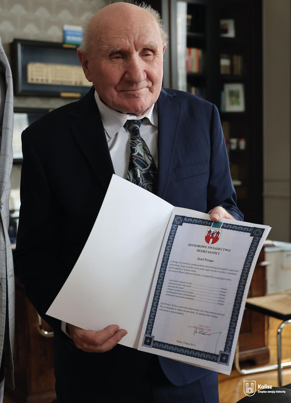 Najstarszy maturzysta w Polsce znów nie zdał. ,,Spróbuję jeszcze raz" Najstarszy maturzysta w Polsce znów nie zdał. ,,Spróbuję jeszcze raz"