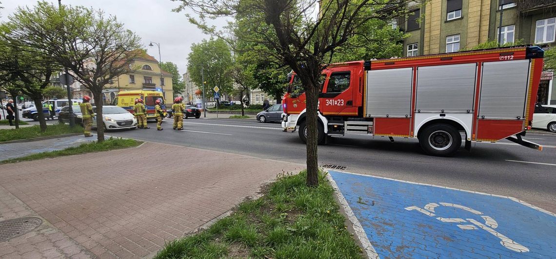 Nastolatek potrącony na pasach. Chłopak trafił do szpitala