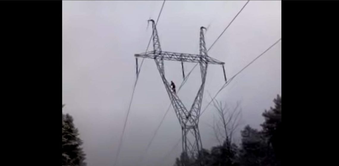 Nastolatka weszła na słup energetyczny! Porażona prądem trafiła do szpitala