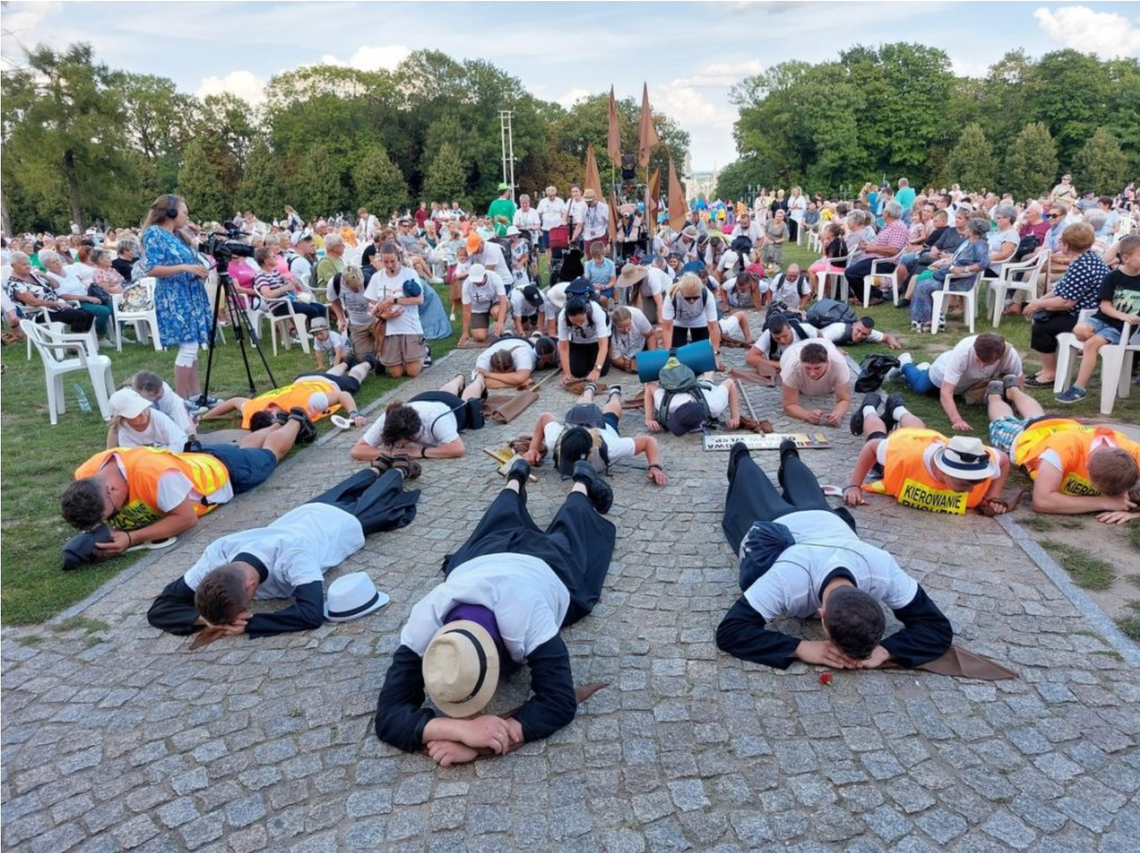 ,,Naucz nas się modlić". Z Kalisza wyruszą na Jasną Górę