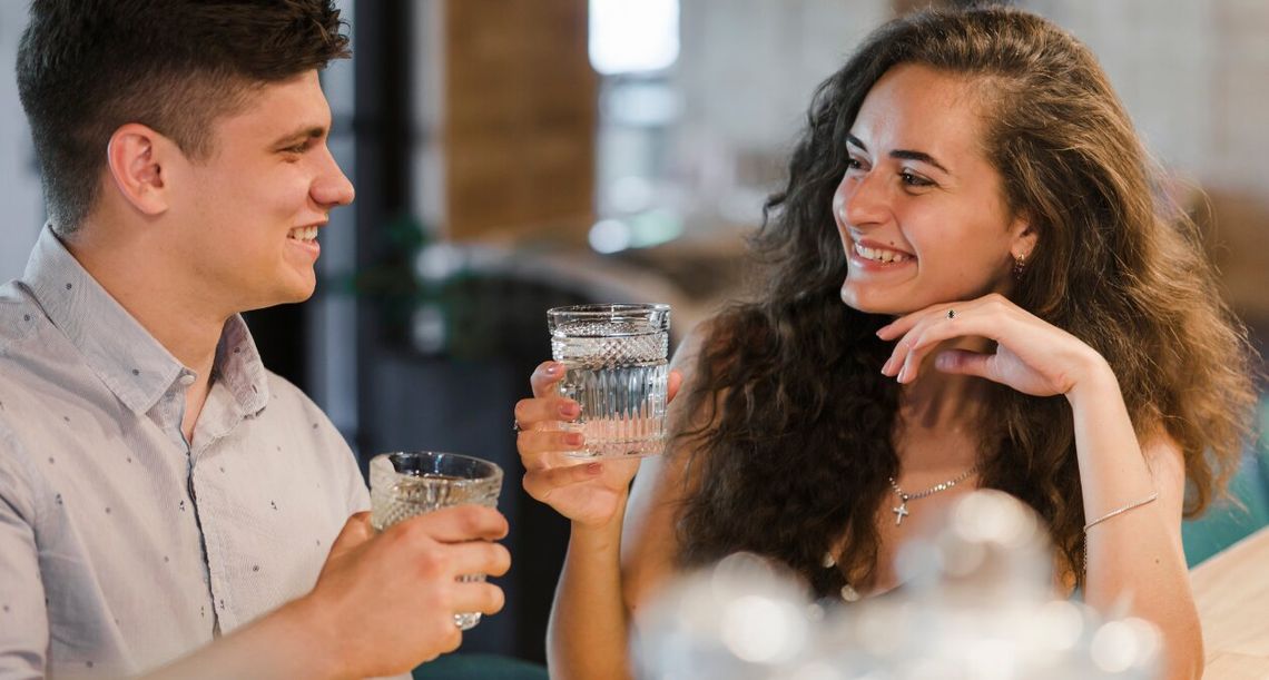 Nie będzie darmowej kranówki w restauracjach. Ich właściciele odetchnęli z ulgą Nie będzie darmowej kranówki w restauracjach. Ich właściciele odetchnęli z ulgą