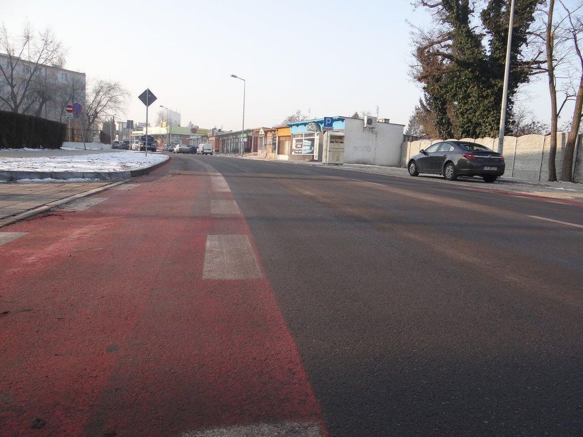 Nowa Młynarska. Mniej parkingów i drzew, za to ze ścieżką rowerową