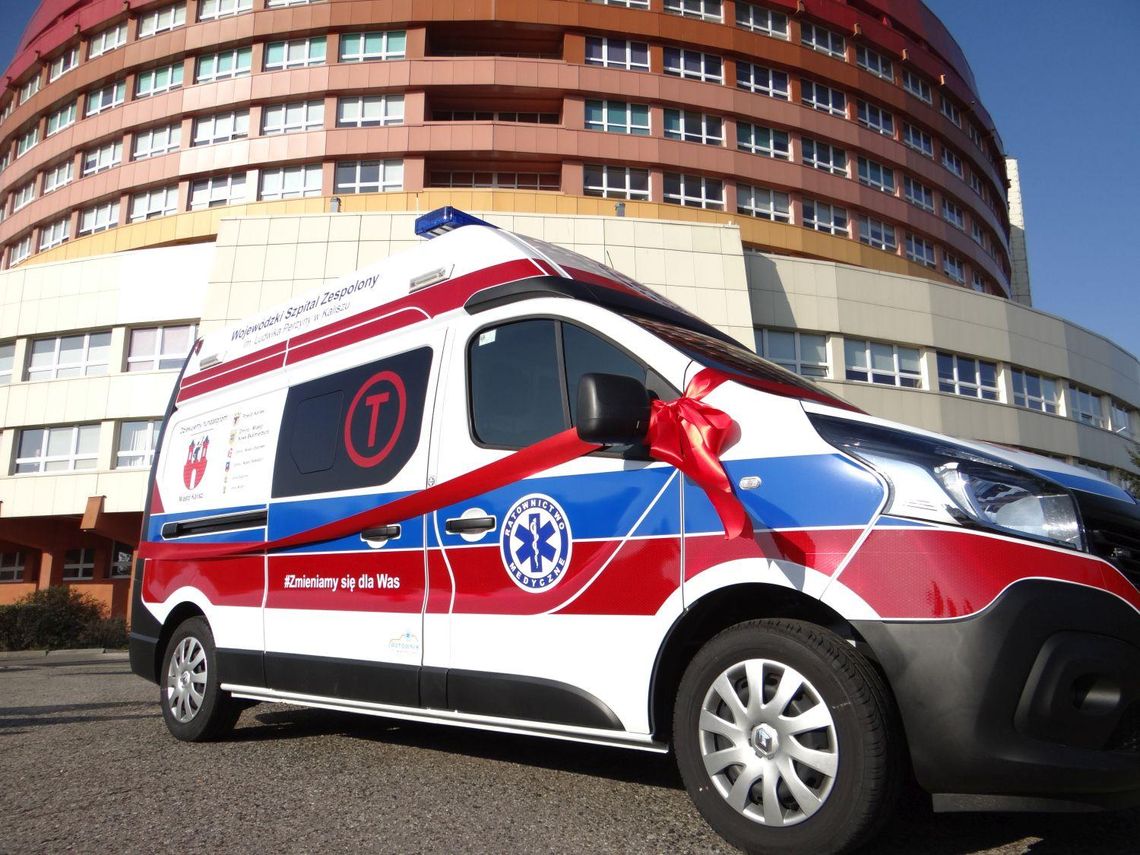 Nowy ambulans trafił do kaliskiego szpitala ZDJĘCIA