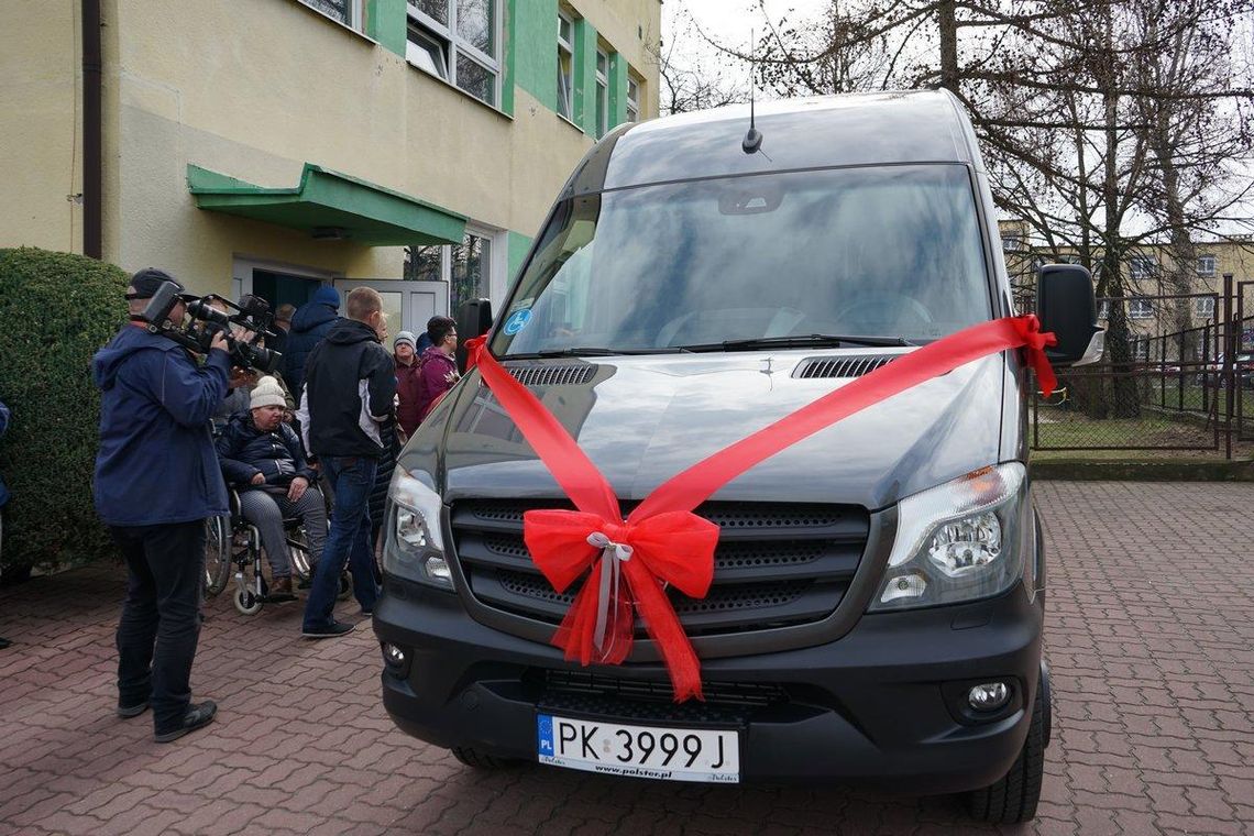 Nowy bus dla „Tulipana” ZDJĘCIA