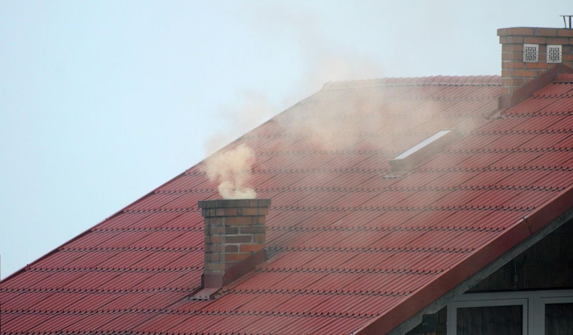 Nowy obowiązek dla właścicieli domów. Przepisy mają pomóc w walce ze smogiem