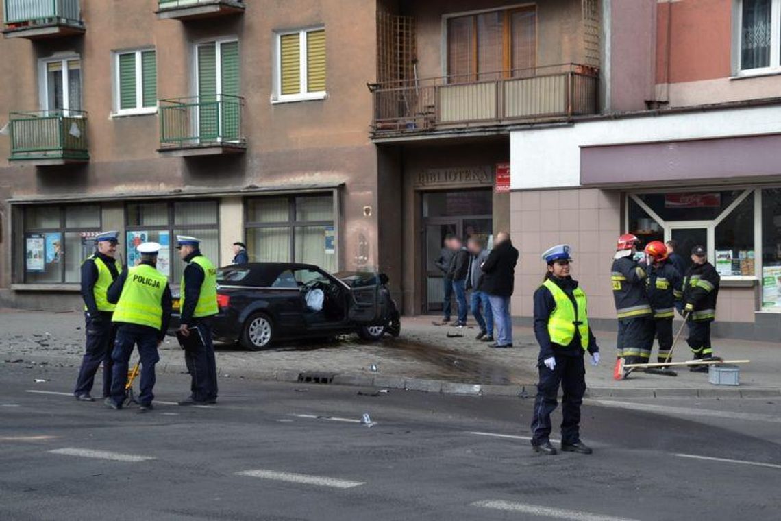 Obaj kierowcy z wypadku na Górnośląskiej bez prawa jazdy