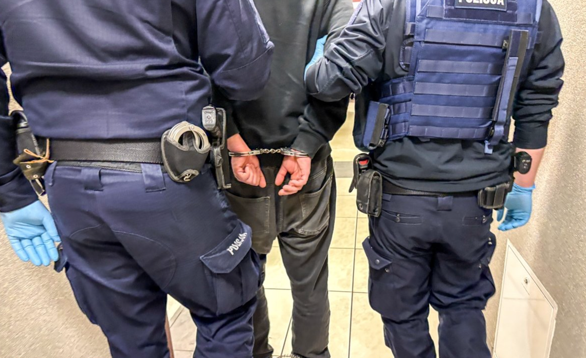 Obława na poszukiwanych. W ręce kaliskiej policji wpadło kilka osób