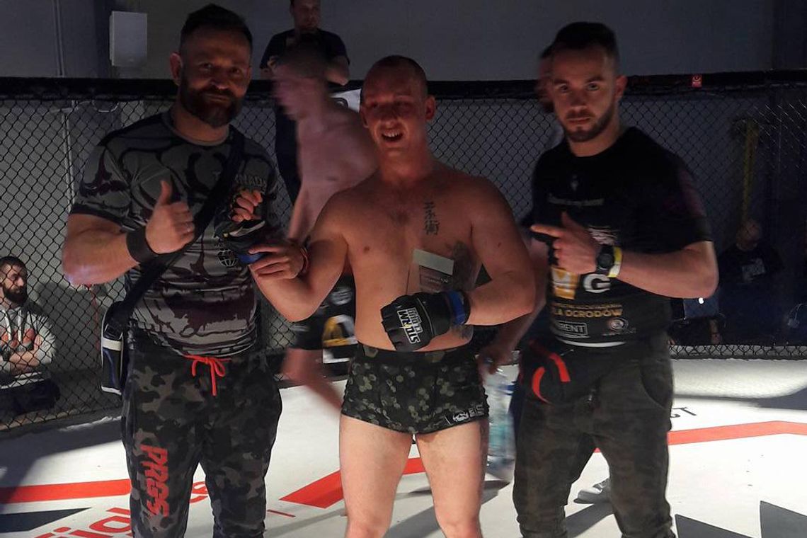 Obserwowany przez gwiazdy sportów walki. Zawodnik MMA Tornado po drugim zawodowym pojedynku