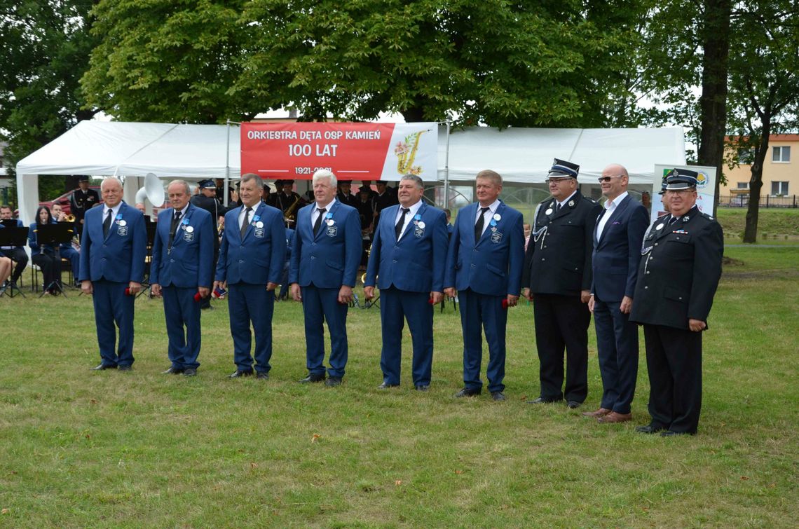 OSP Kamień ma 100 lat! Hucznie świętowali okrągły jubileusz