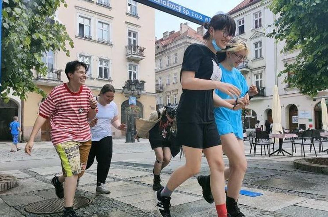 Ostrzeżenia przed upałem. Żar zaleje Polskę